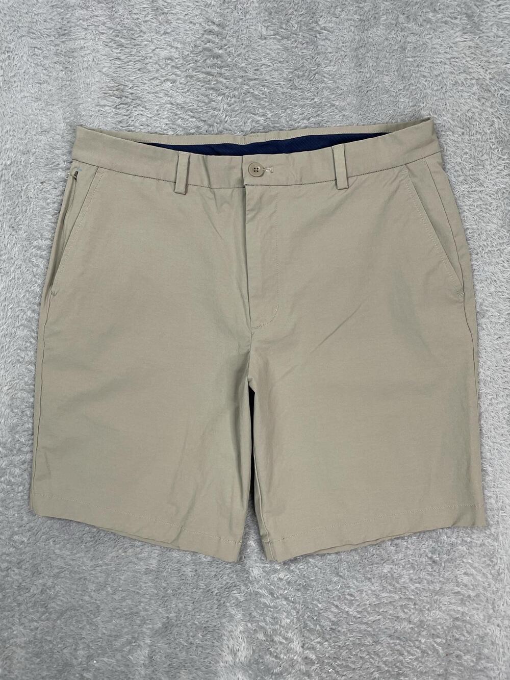 Vineyard Vines On-The-Go Shorts Mens 34* Beige Microfiber Stretch Chino 9 Inseam